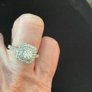 Vera Wang Love collection ring